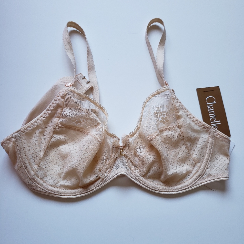 CHANTELLE Bra Size 34C UK 34C EUR 75 Cream Lace Fully Adjustable Straps Sexy New